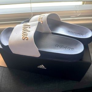 Adidas slippers new